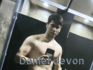 Daniel_devon