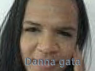 Danna_gata