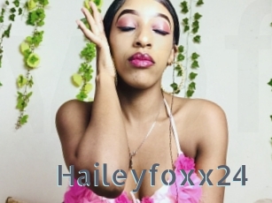 Haileyfoxx24