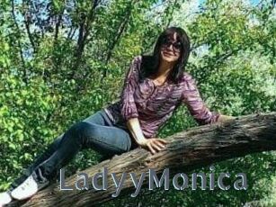 LadyyMonica