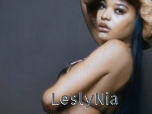 LeslyNia