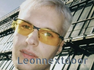 Leonnextdoor