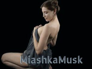 MiashkaMusk