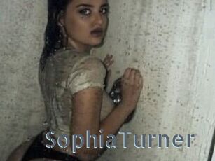 Sophia_Turner