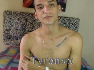 Tyronxx